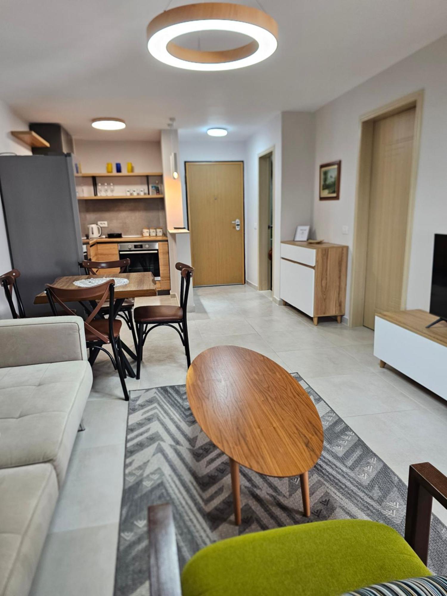 Alex'S Apartment Durrës 외부 사진