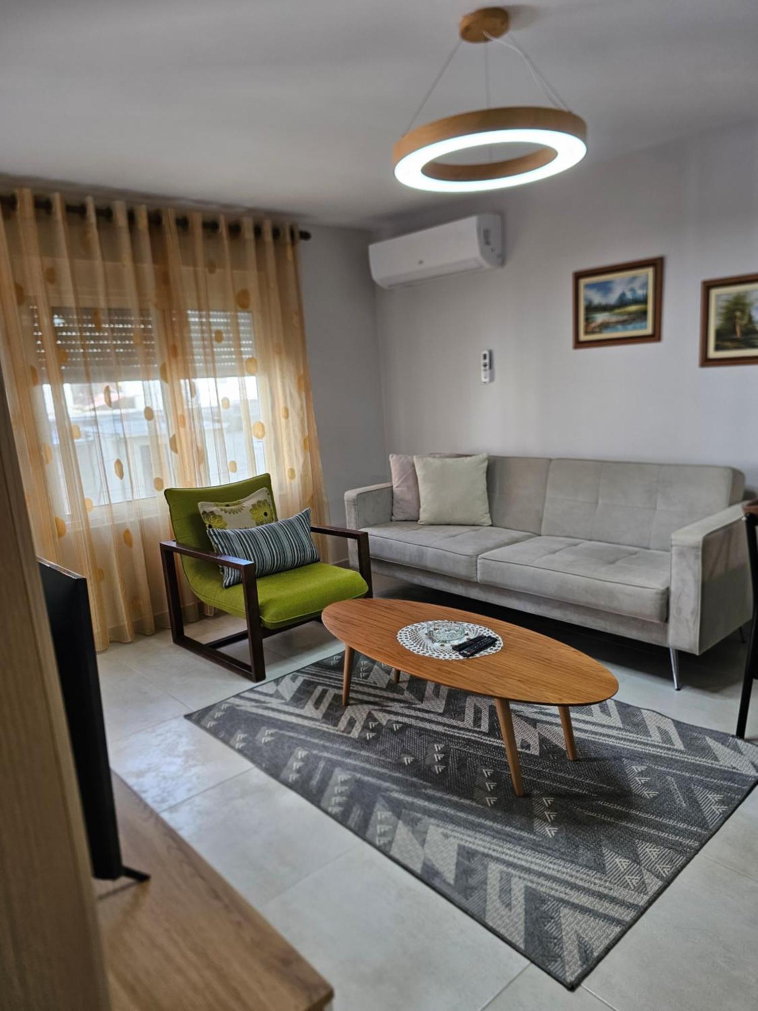 Alex'S Apartment Durrës 외부 사진