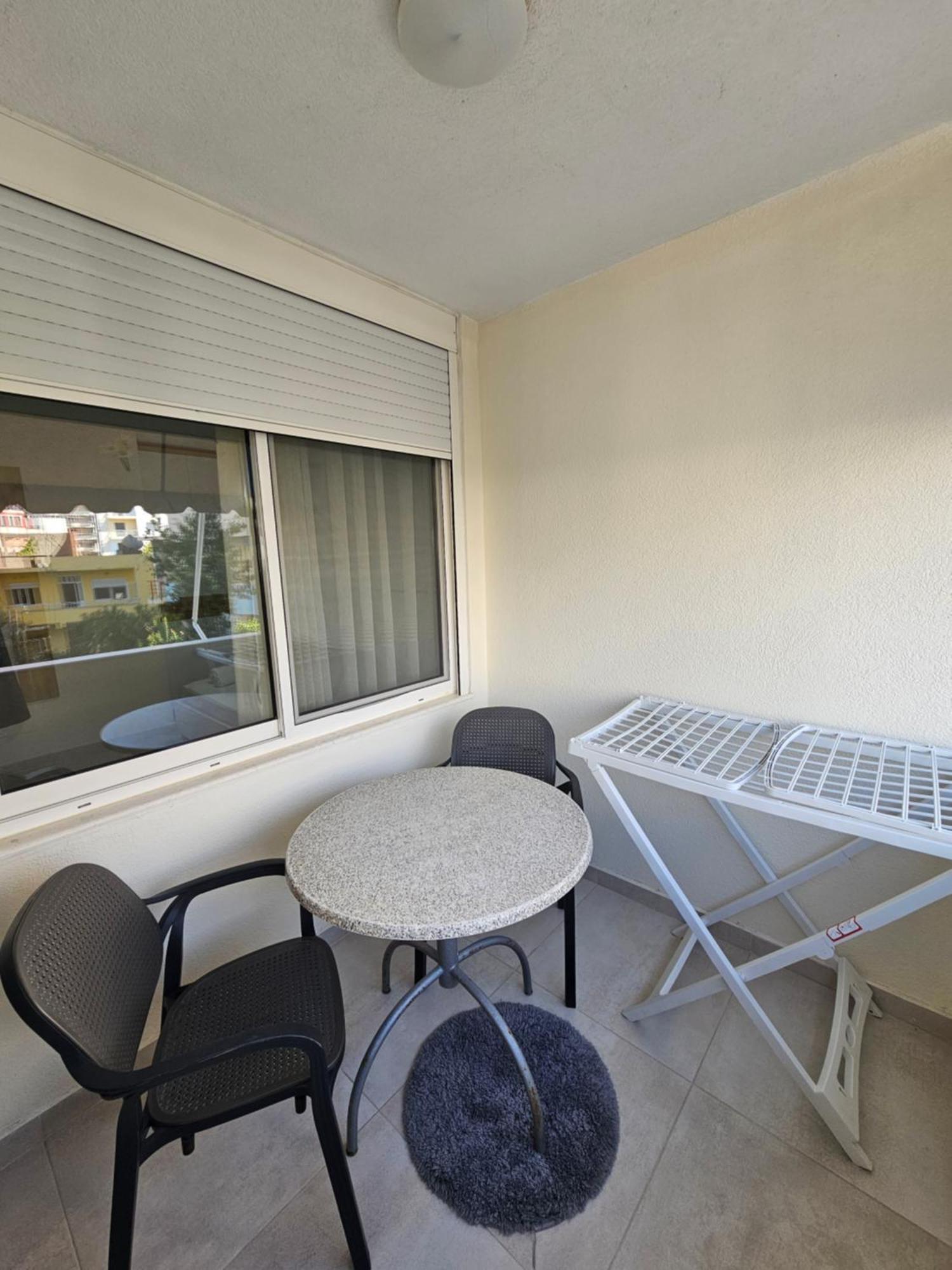Alex'S Apartment Durrës 외부 사진